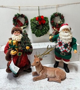 lot 552 image: Assorted Christmas Decor including DEPARTMENT 56 and MIDWEST IMPORTS