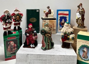 lot 531 image: Christmas Figurine Bundle including ROMAN and BESSIE PEASE GUTMANN