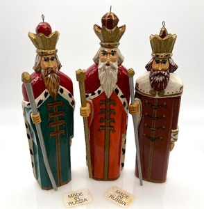lot 50A image: RUSSIAN Hand Painted Three Kings Ornaments - Signed