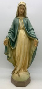 lot 563 image: Large Catholic OUR LADY OF GRACE Statue 26 x 13