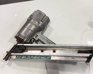 lot 77 image: Hitachi Framing Nailer