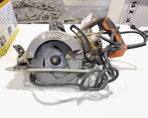 lot 98 image: Rigid 7 14 Circular Saw
