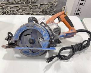 lot 99 image: Circular Saw