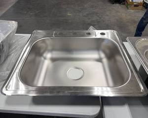 lot 59 image: Glacier Bay 4 Hole Stainless Steel Kitchen Sink