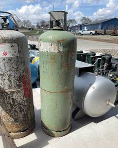 lot 39 image: Propane Tank
