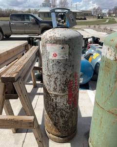 lot 40 image: Propane Tank