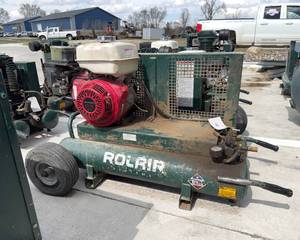 lot 128 image: Non-Working Air Compressor for Parts