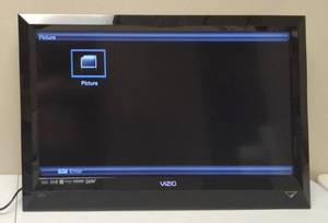 Vizio  TV 31 Screen - HD