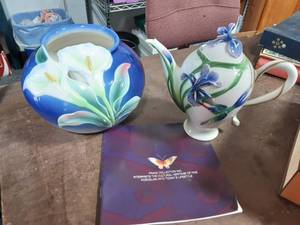 FRANZ Porcelain Calla Lilly Ball Vase & Hummingbird Tea Pot