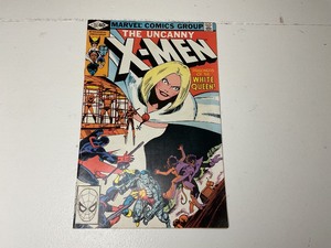lot 5 image: The Uncanny X-MEN Comic Book.