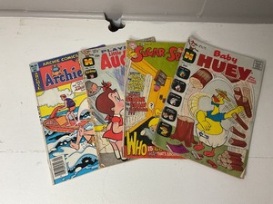 lot 34 image: Lot of 4 Vintage Comic Books