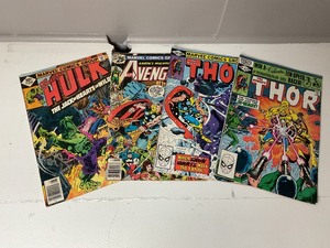 lot 50 image: 4 Fantastic Marvel Comic Books