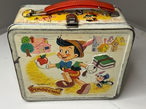 lot 135 image: 1971 Pinocchio Metal Lunchbox with Thermos