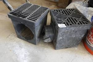 lot 238 image: Square Catch Basins