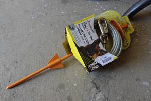 lot 241 image: Boss Pet Dog Stake and Tie Out - 30 Ft, 125 Lb
