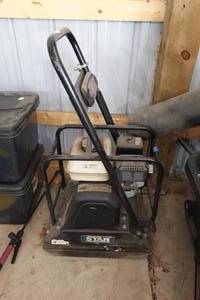 lot 183 image: North Star Gas Powered Plate Compactor - Honda GX160