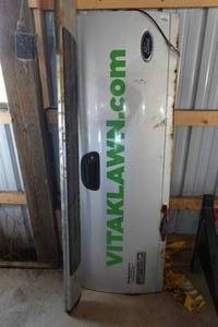 lot 294 image: Ford Truck Tailgate and Nerf Bar