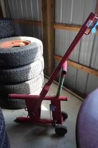 lot 299 image: Tool Shop Log Splitter
