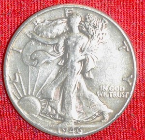 lot 422 image: Lot of (1) 1946 P Liberty Walking Half Dollar XF40 90% Silver