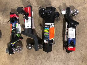 Lot of Assorted Trailer Hitch Various Models and Conditions   Customer Returns See Pictures