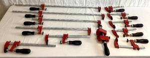 lot 44 image: Jet Bar Clamps with Sumogrip Handles - 12 clamps