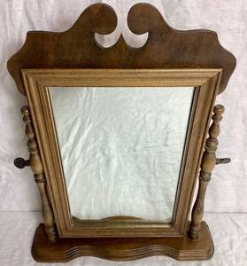 lot 31 image: Vintage Vanity Shaving Tilt Top Mirror