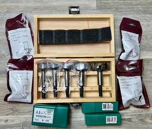 lot 80 image: Forstner Bit Set of 5 plus Chamfer Bits and Woodline USA Tongue & Groove Router Bit