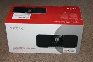lot 1 image: SPARC Digital AMFM Table Radio SHD-T750
