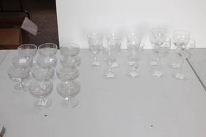 lot 7 image: Collection of Etched Crystal Wine and Cocktail Glasses
