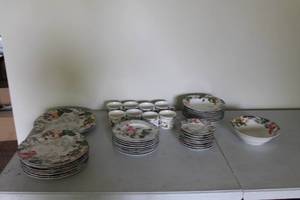 lot 23 image: American Atelier Rose Toile Dinnerware Set