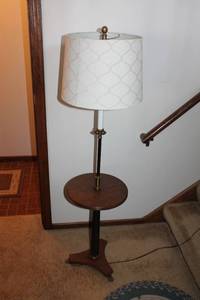 lot B-28 image: Stiffel Floor Lamp with Table and Brass Accents