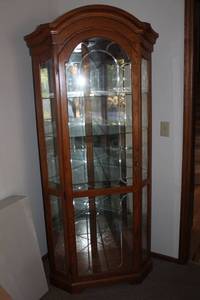 lot B-56 image: Oak Corner Curio Cabinet with Glass Shelves