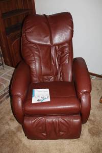 lot A-88 image: Comfort Chair Combined Kneading and Tapping Massage Recliner (Reserve set $400)