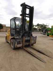 lot 1 image: 2018 Yale GDP135 Diesel Forklift
