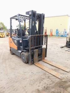 lot 11 image: 2014 Doosan GC30E LP Forklift