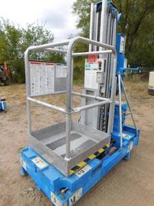 lot 27 image: 1995 IWP-24 Man Lift