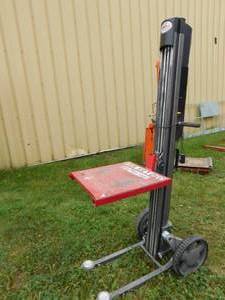 lot 38 image: Magliner Rolling Lift - For Parts or Repair