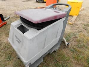 lot 40 image: Minuteman MC200 Walk Behind Floor Scrubber - For Parts or Repair