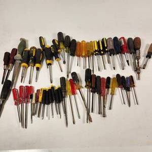 Assortment Of 53 Screwdrivers