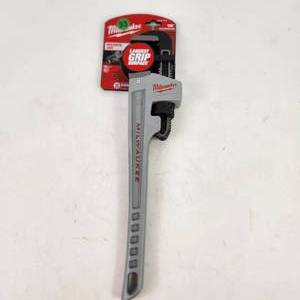 New Milwaukee 48-22-7218 18 Overbite Jaw Aluminum Pipe Wrench Dual Coil Springs