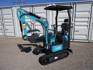 lot 18 image: AGT Industrial LS15R Mini Excavator