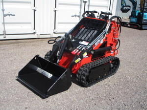lot 22 image: AGT Industrial LRT23 Ride On Skid Steer