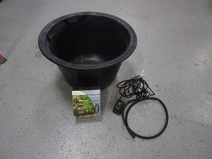 Pond Pump & Water Tub