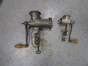 Meat Grinder & FruitVegetable Press