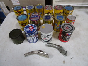 Vintage Oil Cans & Spouts
