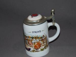 lot 28 image: Strohs Stoneware Stein