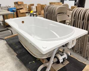 lot 434 image: Used MAAX Acrylic Bathtub - Fits Standard 5 Foot Opening, 32 Wide