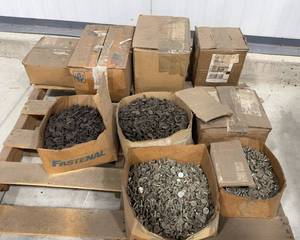 lot 415 image: Pallet of Chute Lining Bolts for Agricultural Use - 14 x 1-14