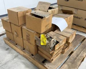 lot 256 image: Bulk Lot of Industrial PartsSprockets