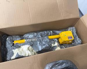 lot 274 image: ANDCO 04TD 30 Inch Actuator, 0.26 Amps, 4603PH60HZ - No Potentiometer - N.I.B.